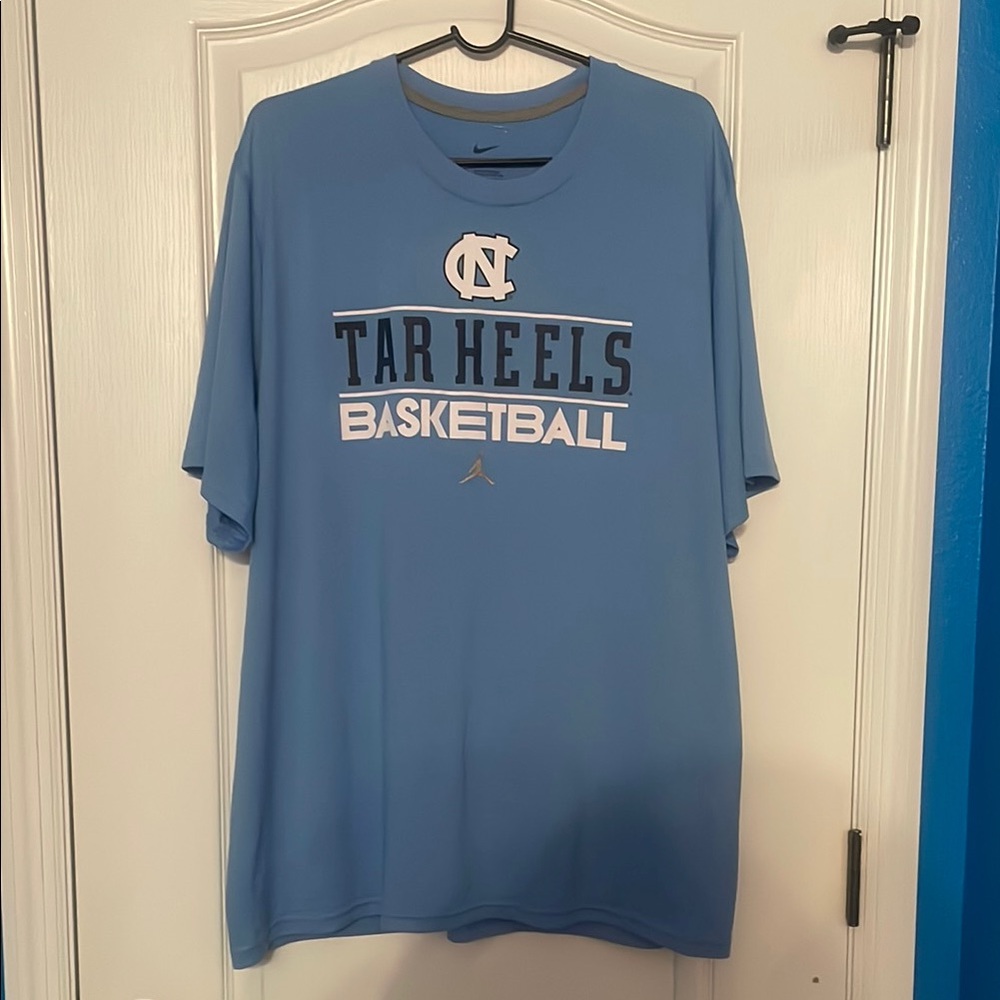 Nike DriFit Men's Blue Tar Heels Basketball Shirt